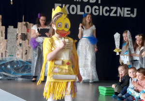 Lena złota kaczka